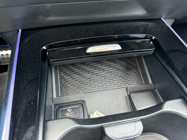 MERCEDES-BENZ GLA 200 usata, con Fari LED