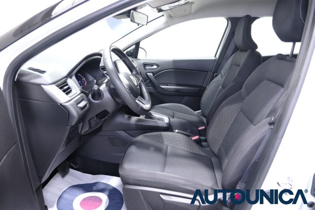 RENAULT Captur usata, con Autoradio