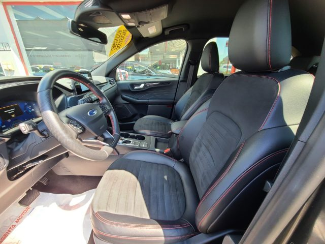 FORD Kuga usata, con Boardcomputer