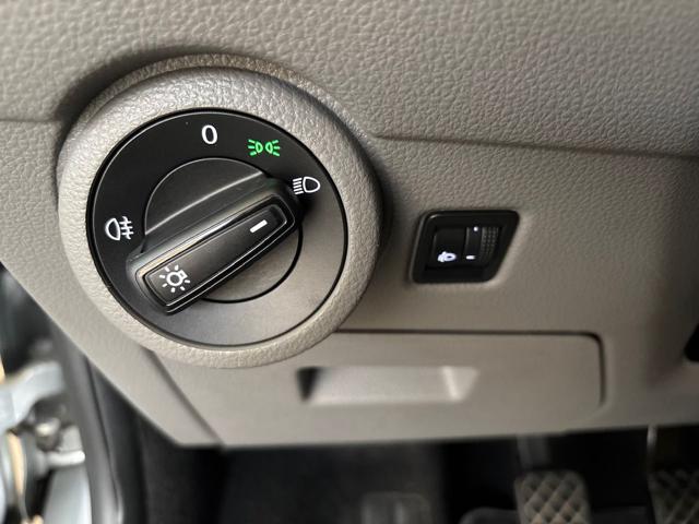 VOLKSWAGEN Caravelle usata, con Chiusura centralizzata telecomandata