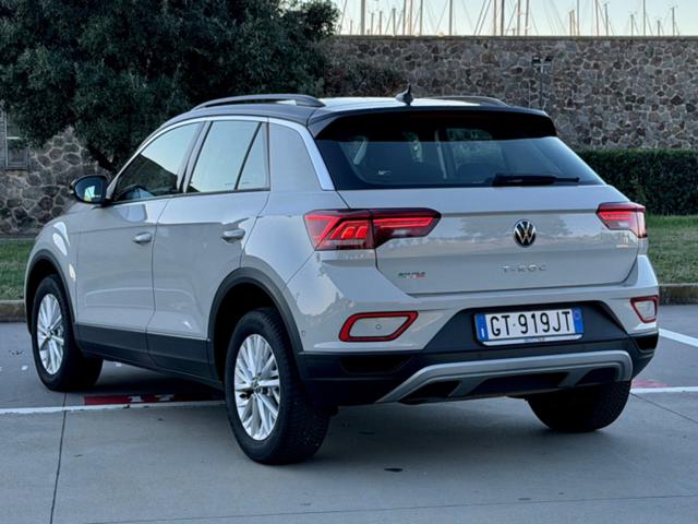 VOLKSWAGEN T-Roc usata, con Autoradio