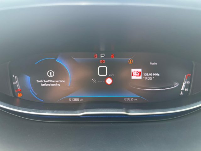 PEUGEOT 5008 usata, con Autoradio
