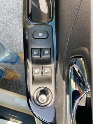 RENAULT Captur usata, con Chiusura centralizzata