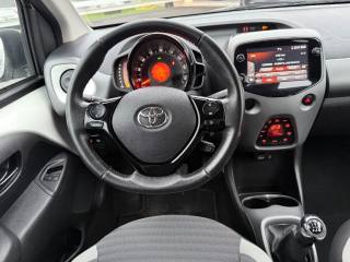 TOYOTA Aygo usata, con Specchietti laterali elettrici