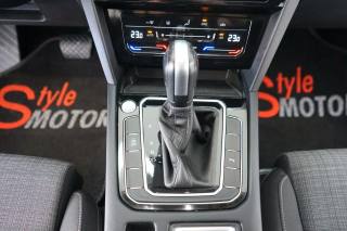 VOLKSWAGEN Passat Variant usata, con Climatizzatore