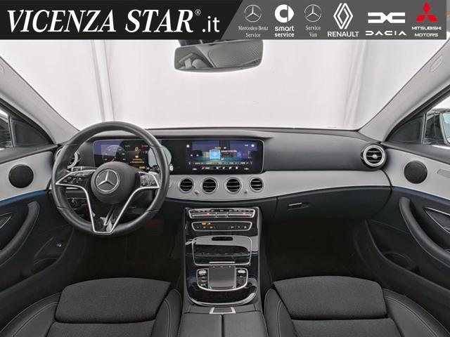 MERCEDES-BENZ E 200 usata, con Chiusura centralizzata