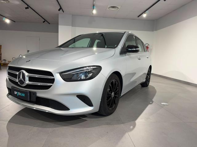 MERCEDES-BENZ B 180 usata, con Chiusura centralizzata
