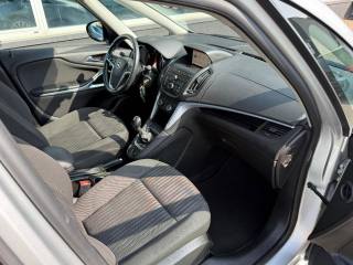 OPEL Zafira Tourer usata, con ESP