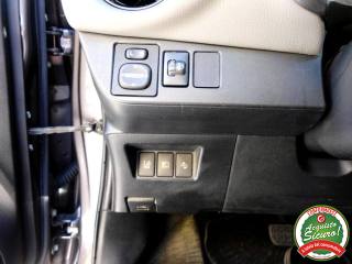 TOYOTA Yaris usata, con Fendinebbia