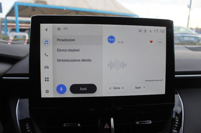 TOYOTA Corolla usata, con Autoradio digitale
