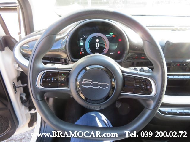 FIAT 500e usata, con USB