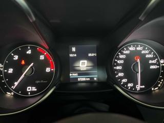ALFA ROMEO Giulia usata, con Volante multifunzione