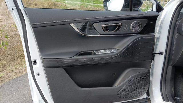 OMODA 5 usata, con Autoradio