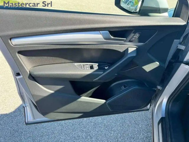 AUDI Q5 usata, con USB