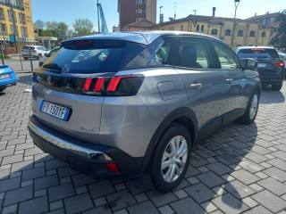 PEUGEOT 3008 BlueHDi 130 S&S Business