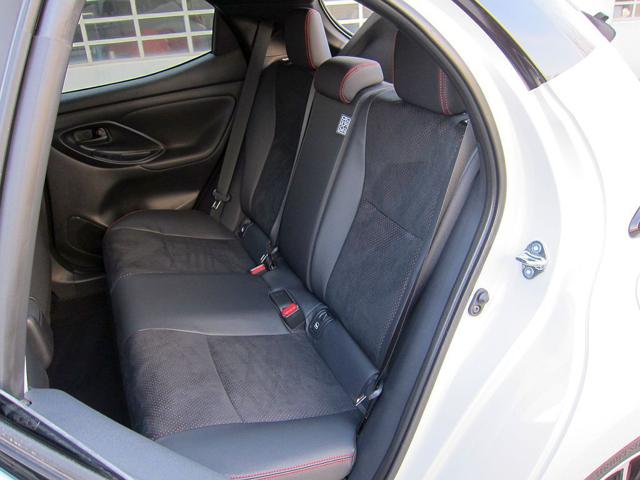 TOYOTA Yaris usata, con Autoradio digitale