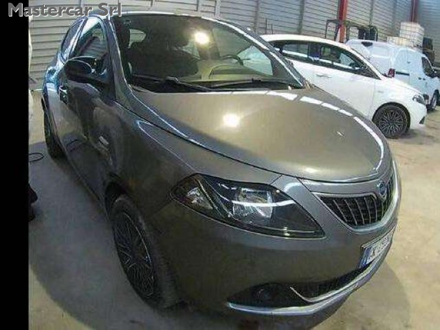 LANCIA Ypsilon usata, con Airbag laterali