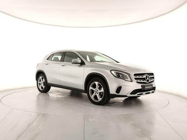 MERCEDES-BENZ GLA 180 usata, con Boardcomputer