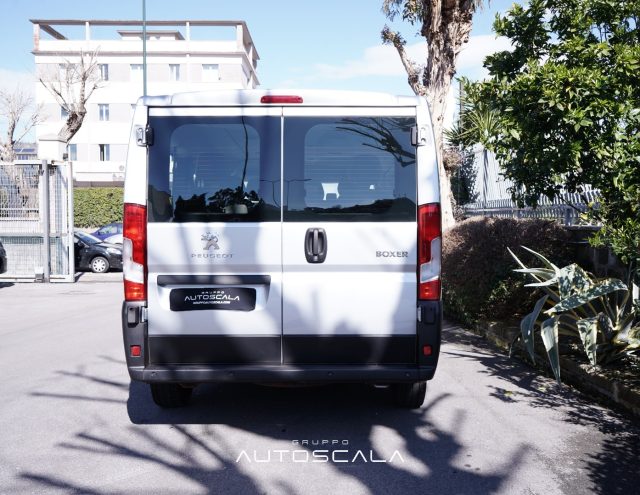 PEUGEOT Boxer usata, con Autoradio