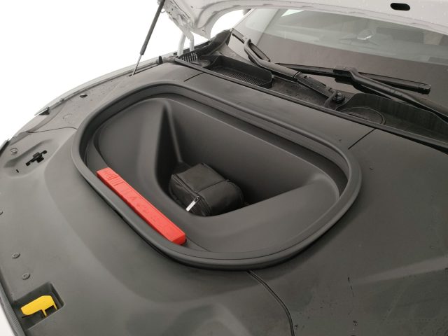 VOLVO ES90 usata, con Controllo elettronico della corsia