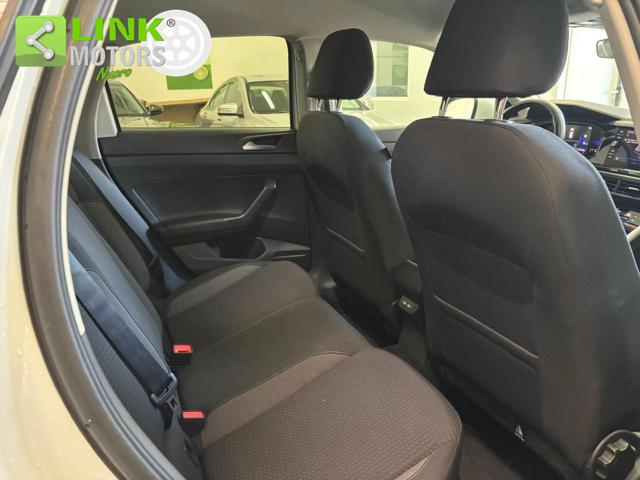 VOLKSWAGEN Taigo usata, con MP3