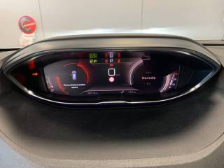 PEUGEOT 3008 usata, con Sedili sportivi