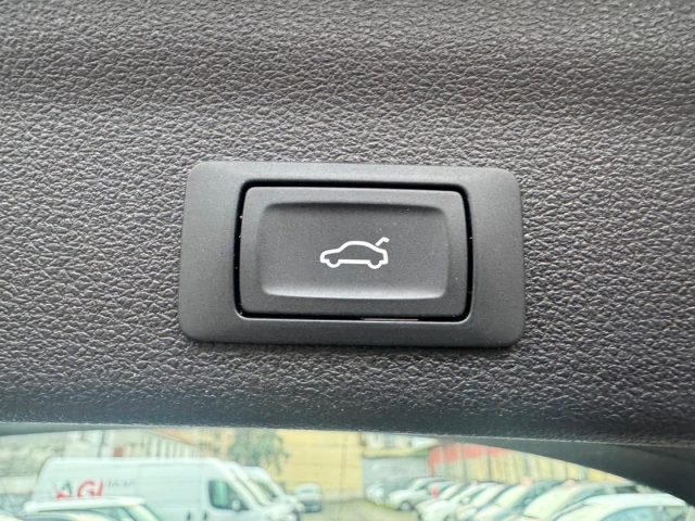 AUDI A6 usata, con USB