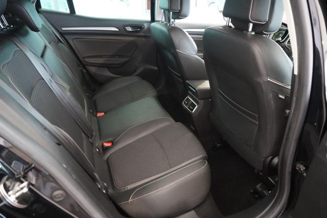 RENAULT Megane usata, con Specchietti laterali elettrici