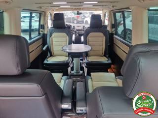VOLKSWAGEN Caravelle usata, con Airbag