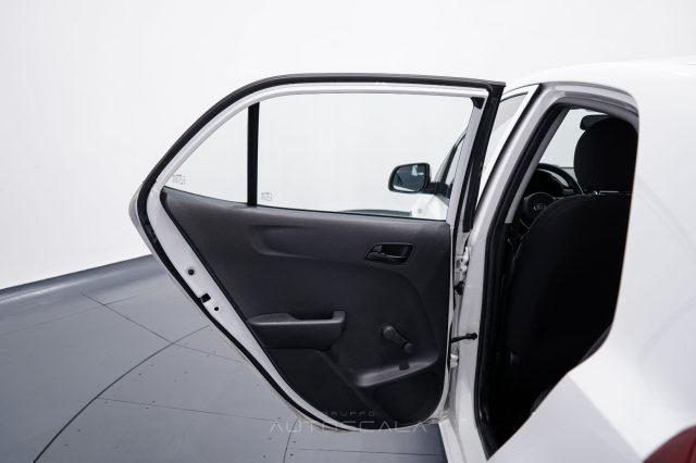 KIA Picanto usata 21