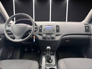 HYUNDAI i30 usata, con Bracciolo