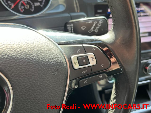 VOLKSWAGEN Golf Variant usata, con Autoradio digitale