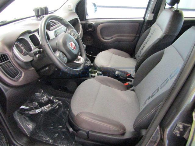 FIAT Panda Cross usata, con Cerchi in lega