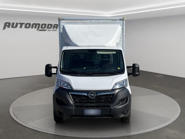 OPEL Movano usata, con Airbag