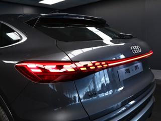 AUDI Q5 usata, con Controllo automatico clima