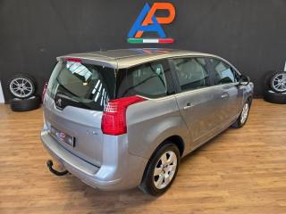 PEUGEOT 5008 usata, con Airbag Passeggero