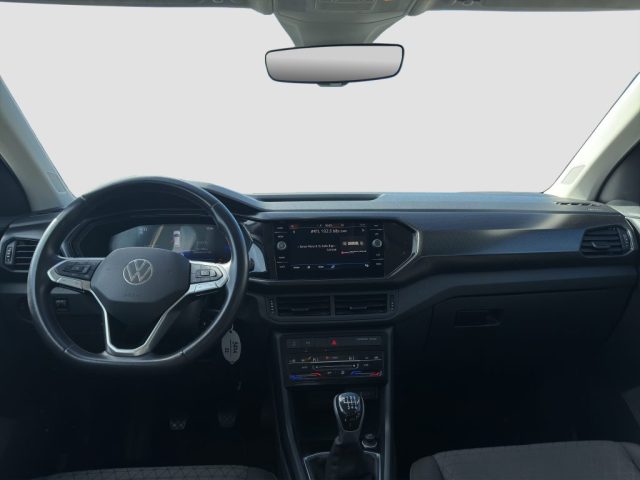 VOLKSWAGEN T-Cross usata 10