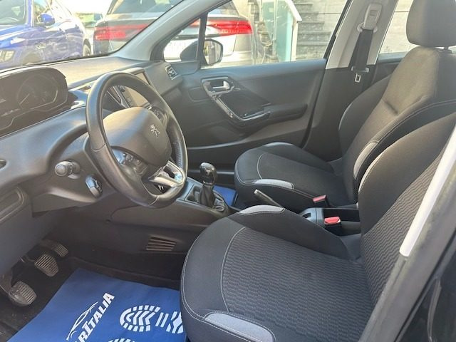 PEUGEOT 208 usata, con Boardcomputer
