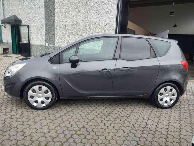 OPEL Meriva usata, con Airbag