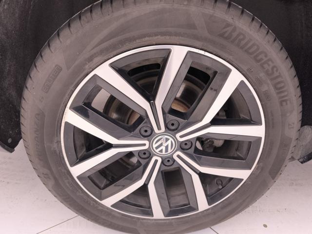 VOLKSWAGEN Passat Variant usata, con Fari LED