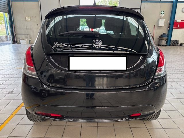 LANCIA Ypsilon usata, con Chiusura centralizzata