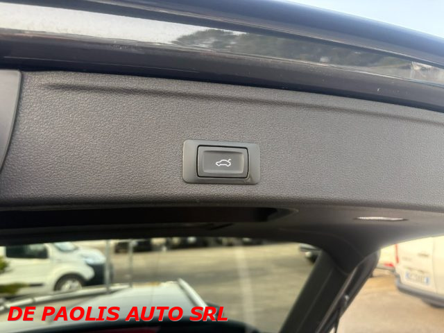 AUDI A4 usata, con USB