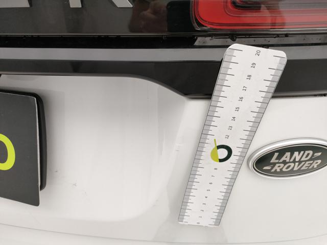 LAND ROVER Range Rover Velar usata, con Sensori di parcheggio posteriori