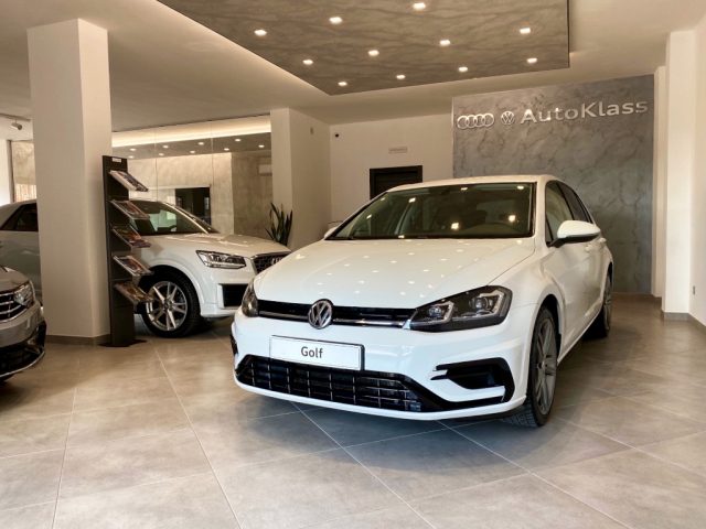 VOLKSWAGEN Golf usata, con ABS