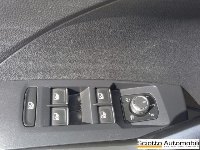 VOLKSWAGEN T-Cross usata, con Fendinebbia