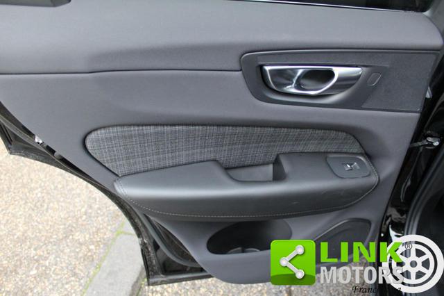 VOLVO XC60 usata 19