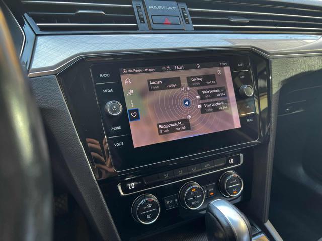 VOLKSWAGEN Passat Variant usata, con Cruise Control