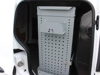 FORD Transit Courier usata, con Pneumatici da neve