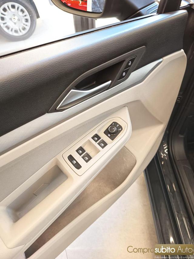 VOLKSWAGEN Golf usata, con Climatizzatore