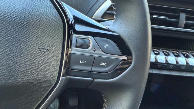 PEUGEOT 3008 usata, con Boardcomputer